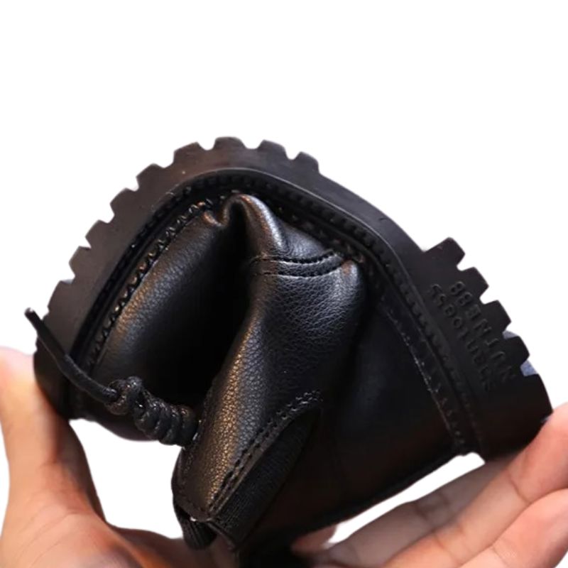 Bota Coturno de Couro Infantil Pelúciada Bota Coturno de Couro Infantil Peluciada Loja do Bambino