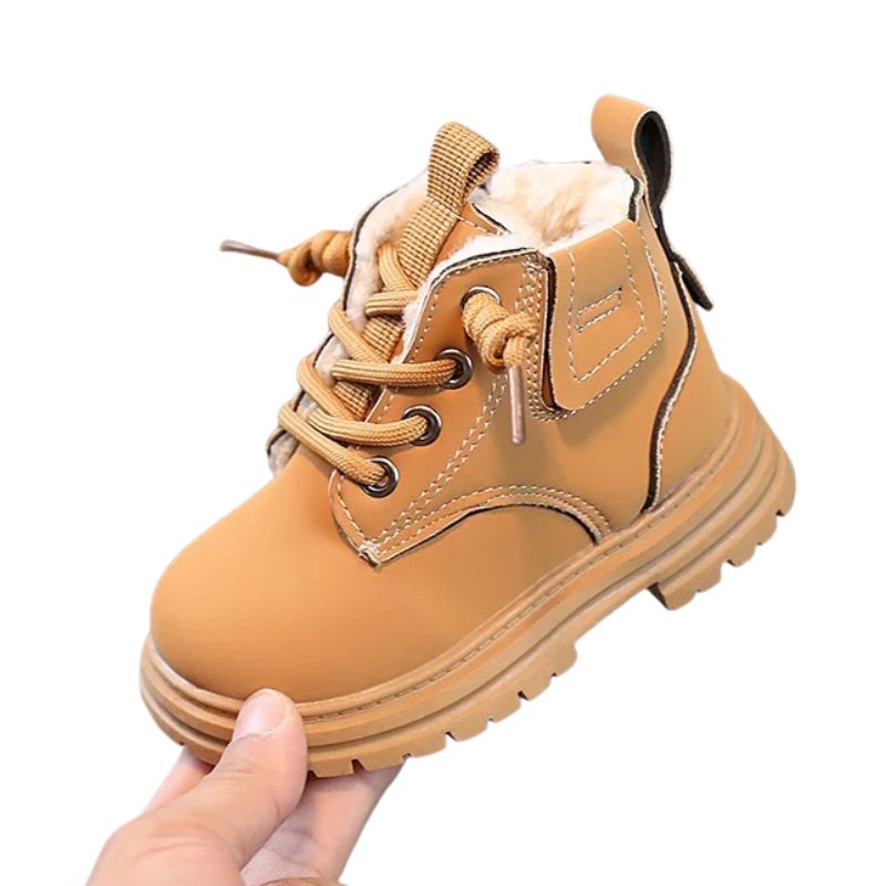 Coturno Infantil Couro Suede Peluciado Coturno Infantil Couro Suede Peluciado Loja do Bambino