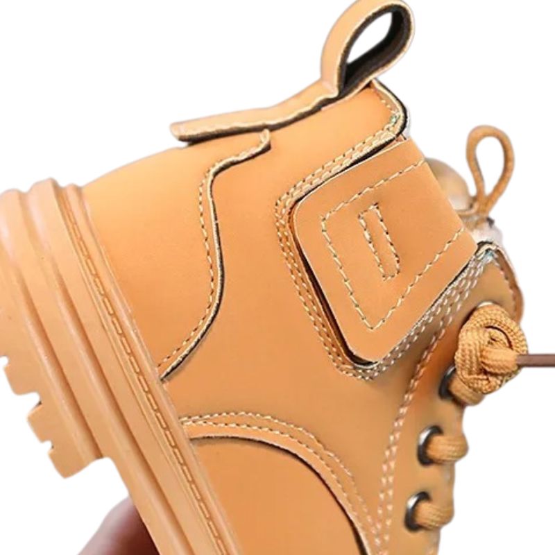 Coturno Infantil Couro Suede Peluciado Coturno Infantil Couro Suede Peluciado Loja do Bambino