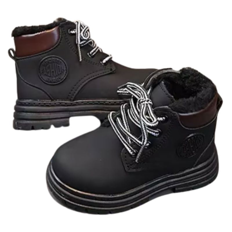 Coturno Infantil Sport Fashion Coturno Infantil Sport Fashion Loja do Bambino Preto Peluciado 21 (13cm)