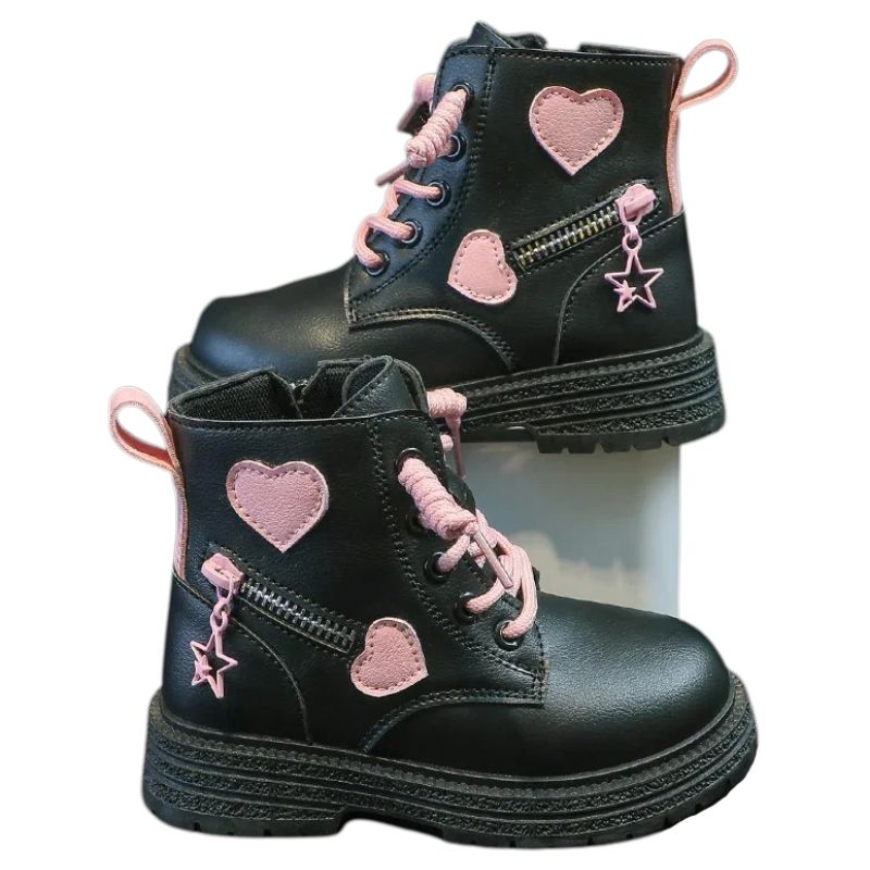 Coturno Infantil com Zíper Lateral Corações Coturno Infantil com Zíper Lateral Corações Loja do Bambino Preto 26 (15cm)