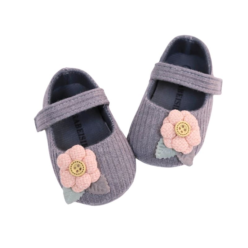 Sapatilha Flor Bordada para Bebê Sapatilha Flor Bordada para Bebê Loja do Bambino Cinza 1
