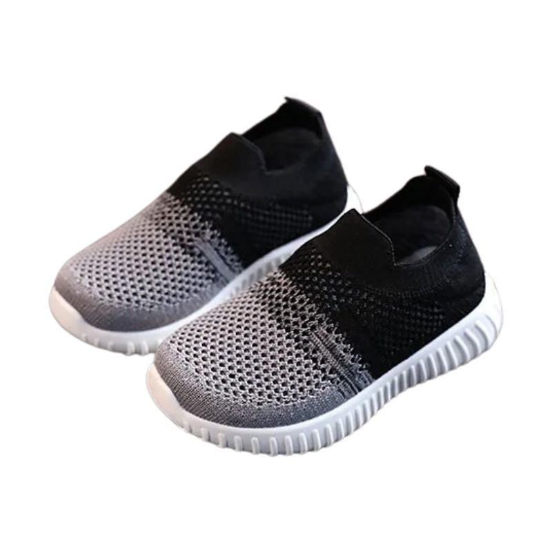 Tênis Esportivo Infantil Sem Cadarço Tênis Esportivo Infantil Sem Cadarço Loja do Bambino Preto 22 (13.5cm)