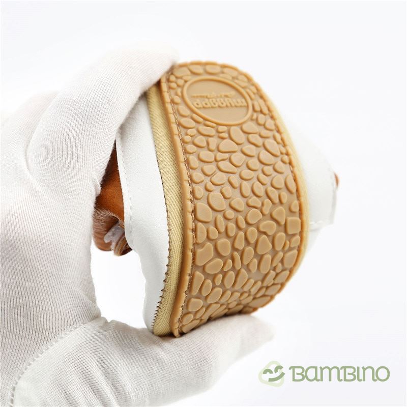 Sapato Infantil com Velcro Unissex para Bebês Sapato Infantil Unissex para Bebês Loja do Bambino