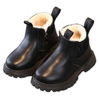 Bota Cano Curto Infantil com Zíper Lateral Bota Cano Curto Infantil com Zíper Lateral Loja do Bambino Preto Peluciado 21 (13.5cm) 