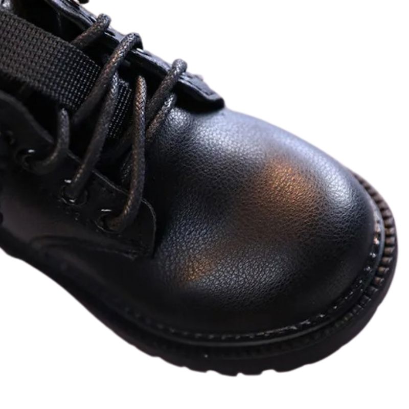 Bota Coturno de Couro Infantil Pelúciada Bota Coturno de Couro Infantil Peluciada Loja do Bambino 