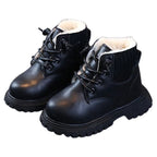 Bota Coturno de Couro Infantil Pelúciada Bota Coturno de Couro Infantil Peluciada Loja do Bambino 