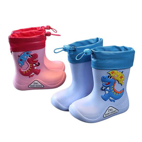 Botina Dino Infantil Bambino - Impermeável e com Meia Embutida Botina Dino Infantil Bambino - Impermeável e com Meia Embutida Loja do Bambino 