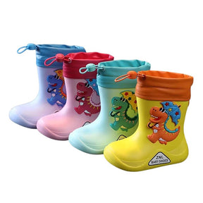 Botina Dino Infantil Bambino - Impermeável e com Meia Embutida Botina Dino Infantil Bambino - Impermeável e com Meia Embutida Loja do Bambino 