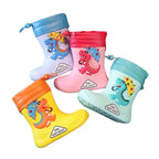 Botina Dino Infantil Bambino - Impermeável e com Meia Embutida Botina Dino Infantil Bambino - Impermeável e com Meia Embutida Loja do Bambino 