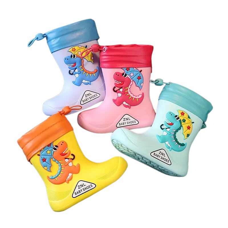 Botina Dino Infantil Bambino - Impermeável e com Meia Embutida Botina Dino Infantil Bambino - Impermeável e com Meia Embutida Loja do Bambino 