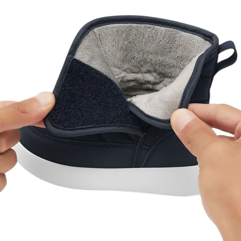 Botinha infantil Peluciada Casual Botinha infantil Peluciada Casual Loja do Bambino 