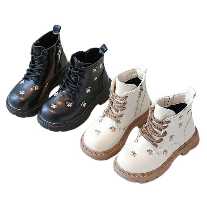 Coturno Couro Infantil Feminino Zíper Lateral Cereja Coturno Couro Infantil Feminino Zíper Lateral Cereja Loja do Bambino 