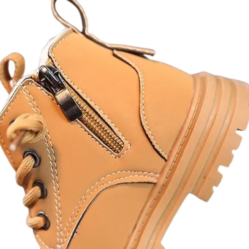 Coturno Infantil Couro Suede Peluciado Coturno Infantil Couro Suede Peluciado Loja do Bambino 