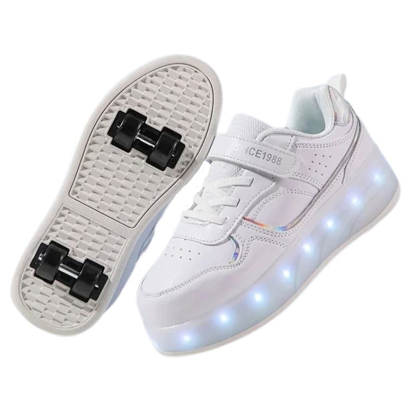 Tênis Com Rodinha e Luz de Led Infantil Tênis Com Rodinha e Luz de Led Infantil Loja do Bambino Modelo 01 Branco 29 (19.5cm) 