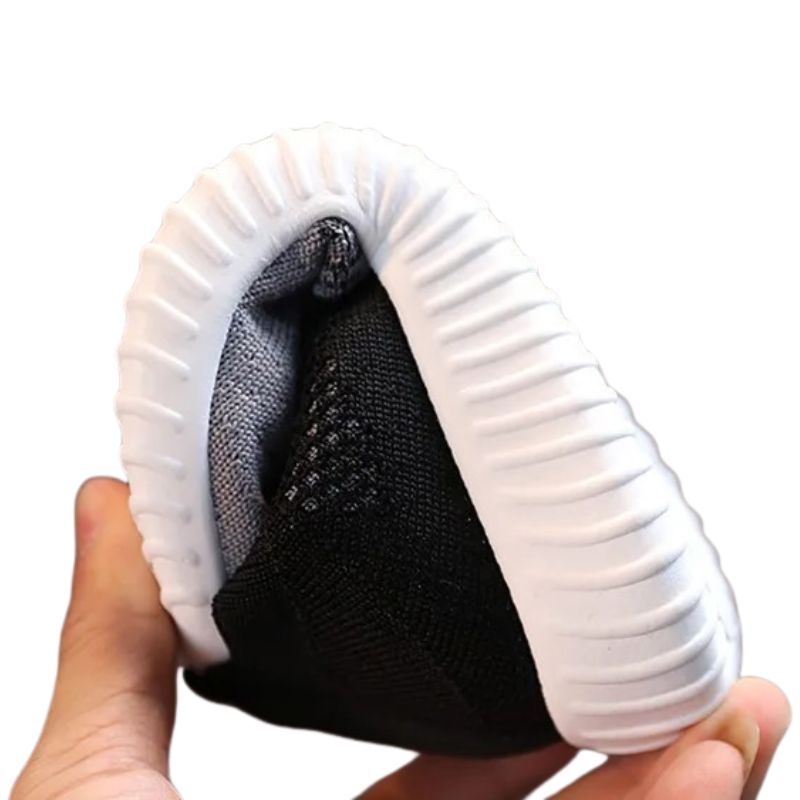 Tênis Esportivo Infantil Sem Cadarço Tênis Esportivo Infantil Sem Cadarço Loja do Bambino 