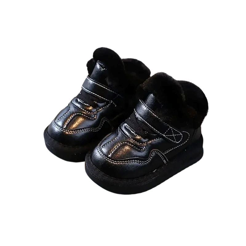 Tênis Infantil com Pelúcia interna Unissex Tênis Infantil com Pelúcia interna Unissex Loja do Bambino Preto 22 (14cm) 