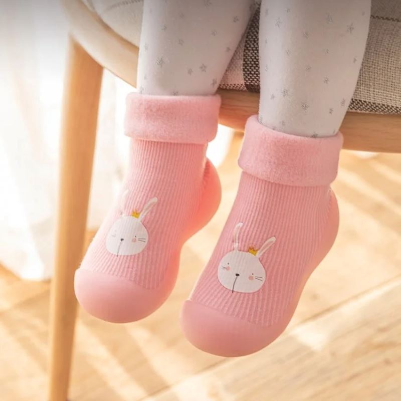Meia sapatilha infantil antiderrapante com animações estampadas Meia sapatilha infantil antiderrapante com animações estampadas loja do Bambino 