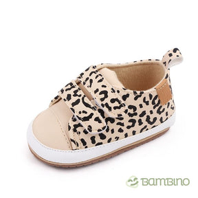 Sapato Infantil com Velcro Unissex para Bebês Sapato Infantil Unissex para Bebês Loja do Bambino 