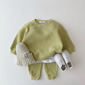 Conjunto Infantil Elegância - Moletom + Calça Conjunto Infantil Elegância - Moletom + Calça Loja do Bambino Verde 6 Meses 
