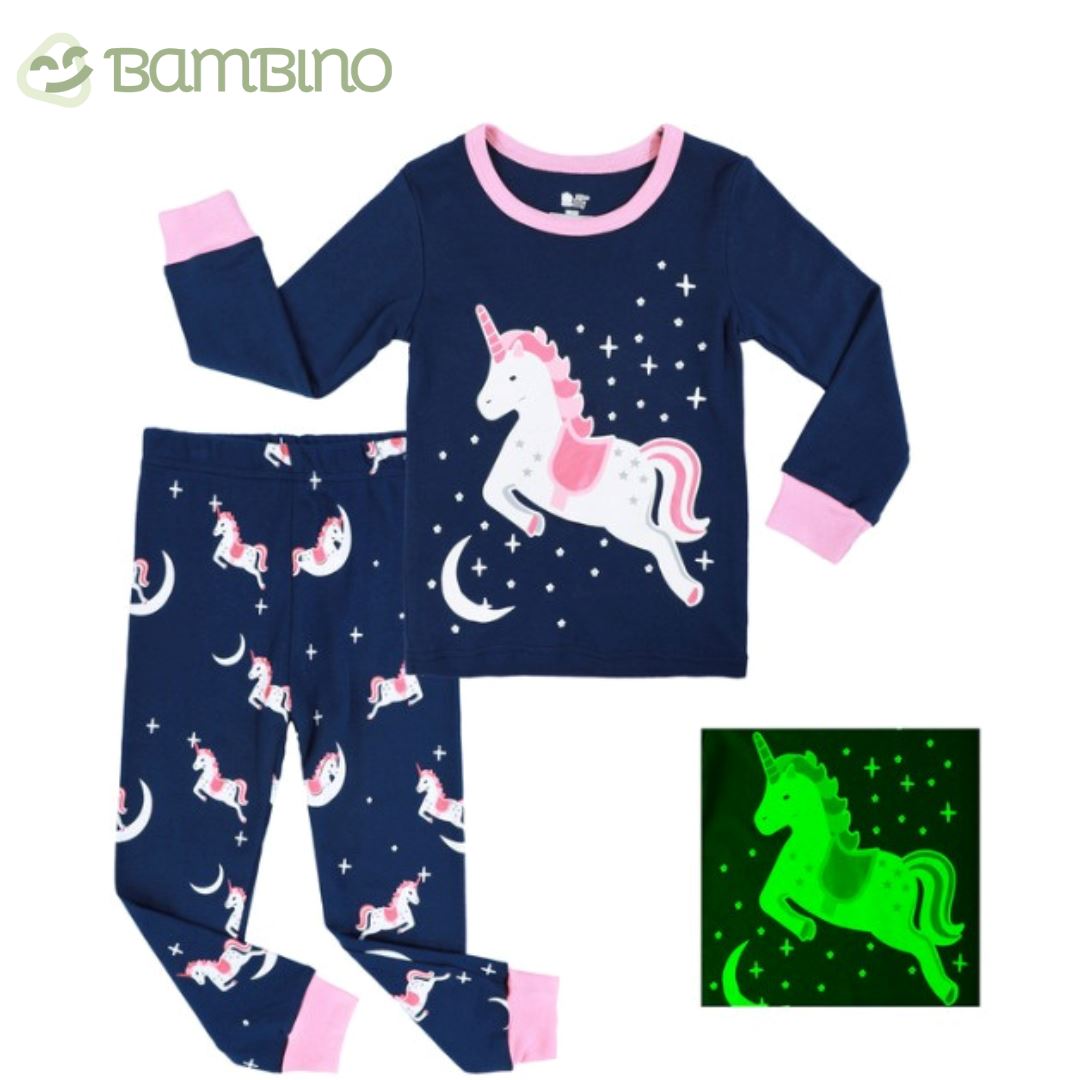 Pijama Conjunto Unicórnio Brilha no Escuro Infantil Pijama Conjunto Unicórnio Brilha no Escuro Infantil Loja do Bambino 